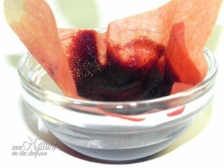 Filtering of beet powder aqueous macerate