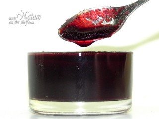 Making of beet powder aqueous macerate